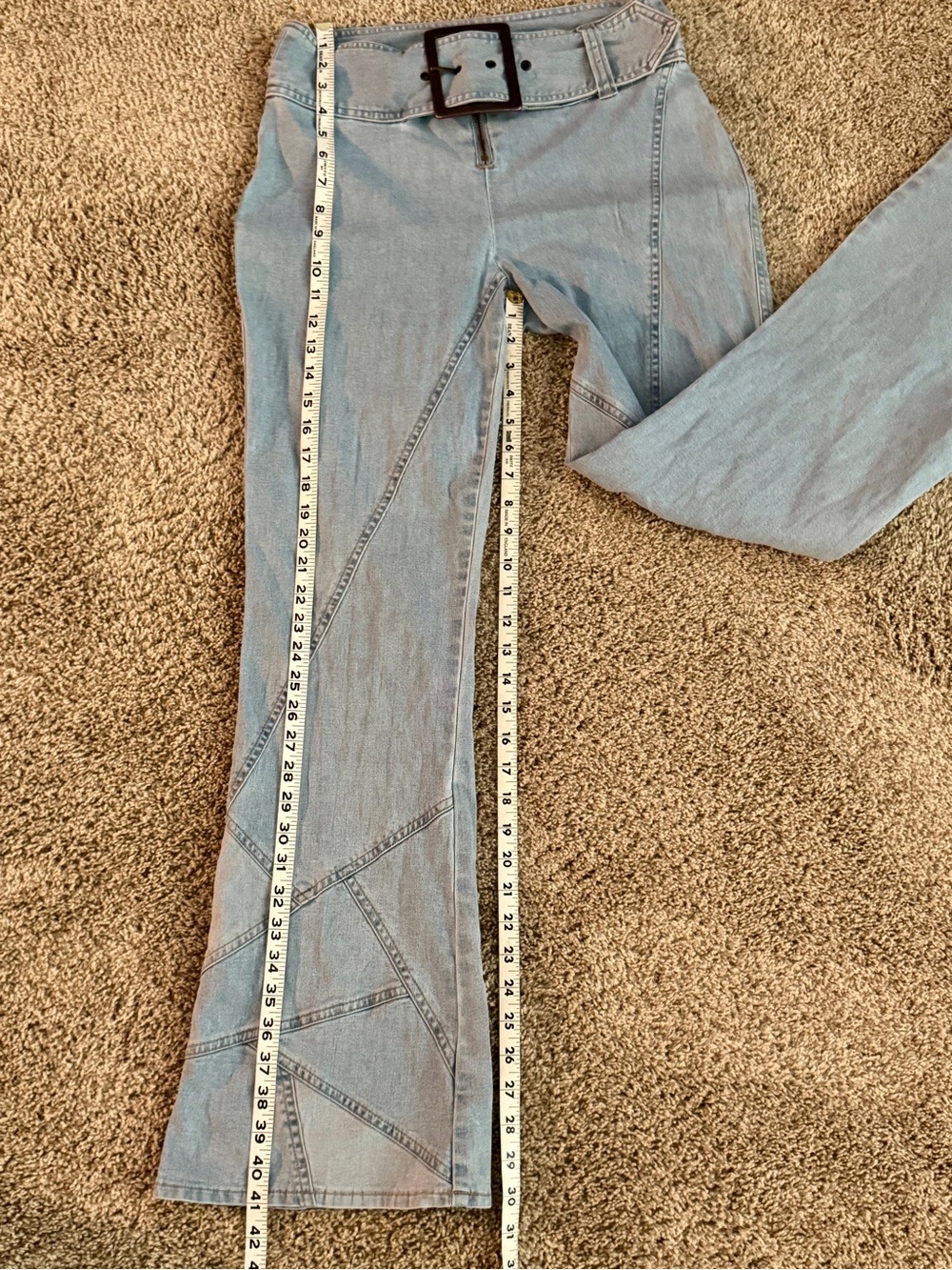 Newport News Jeanology Patchwork Light Blue Wash Flared Jeans w/Wide Belt, Sz 8 - Picture 7 of 9